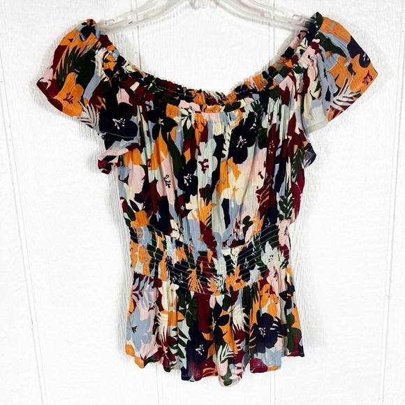 Patrons of Peace Floral Colorful Top Small - Picture 6 of 6